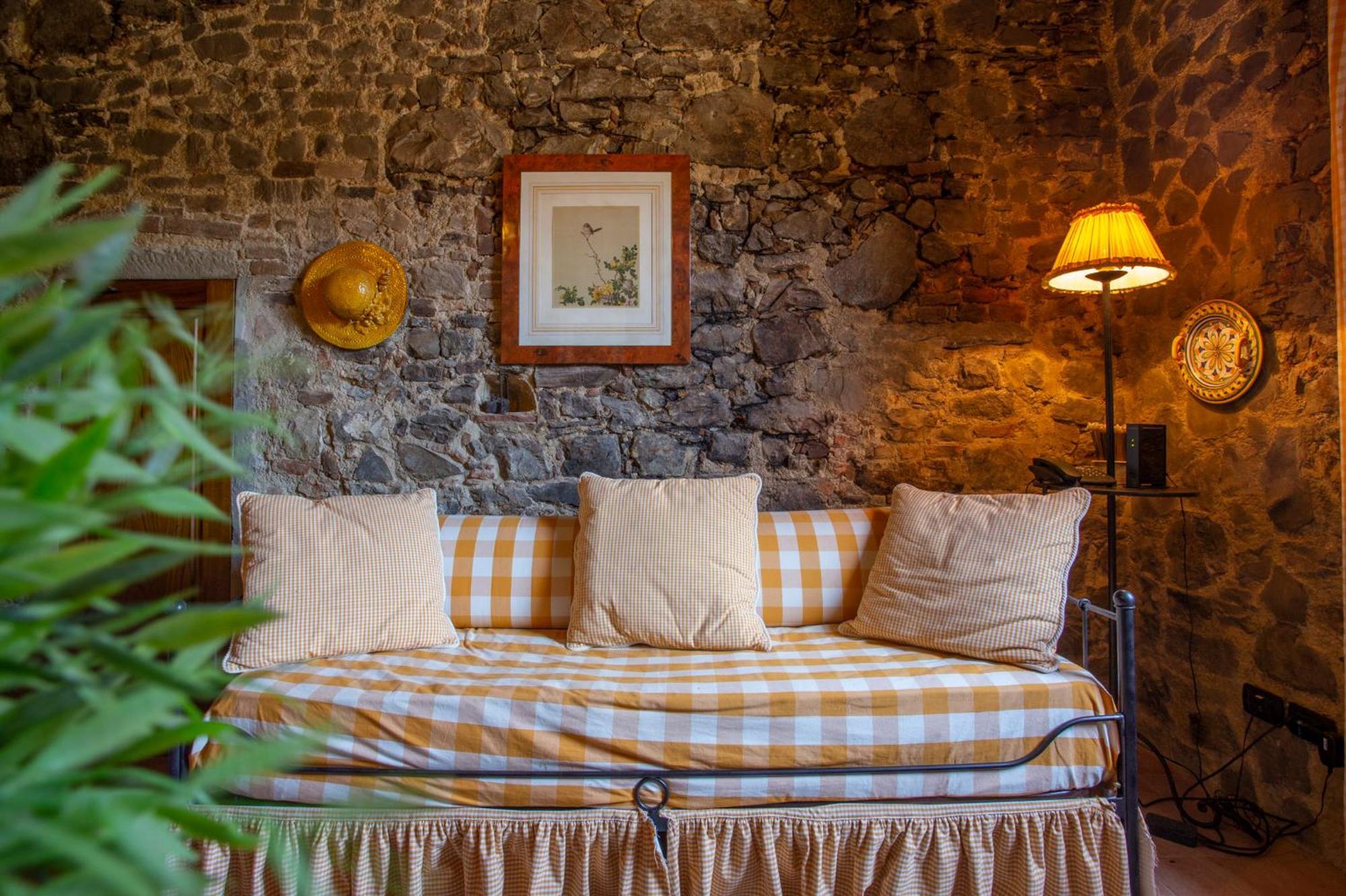 Relais Colline San Biagio Hotell Bacchereto Exteriör bild